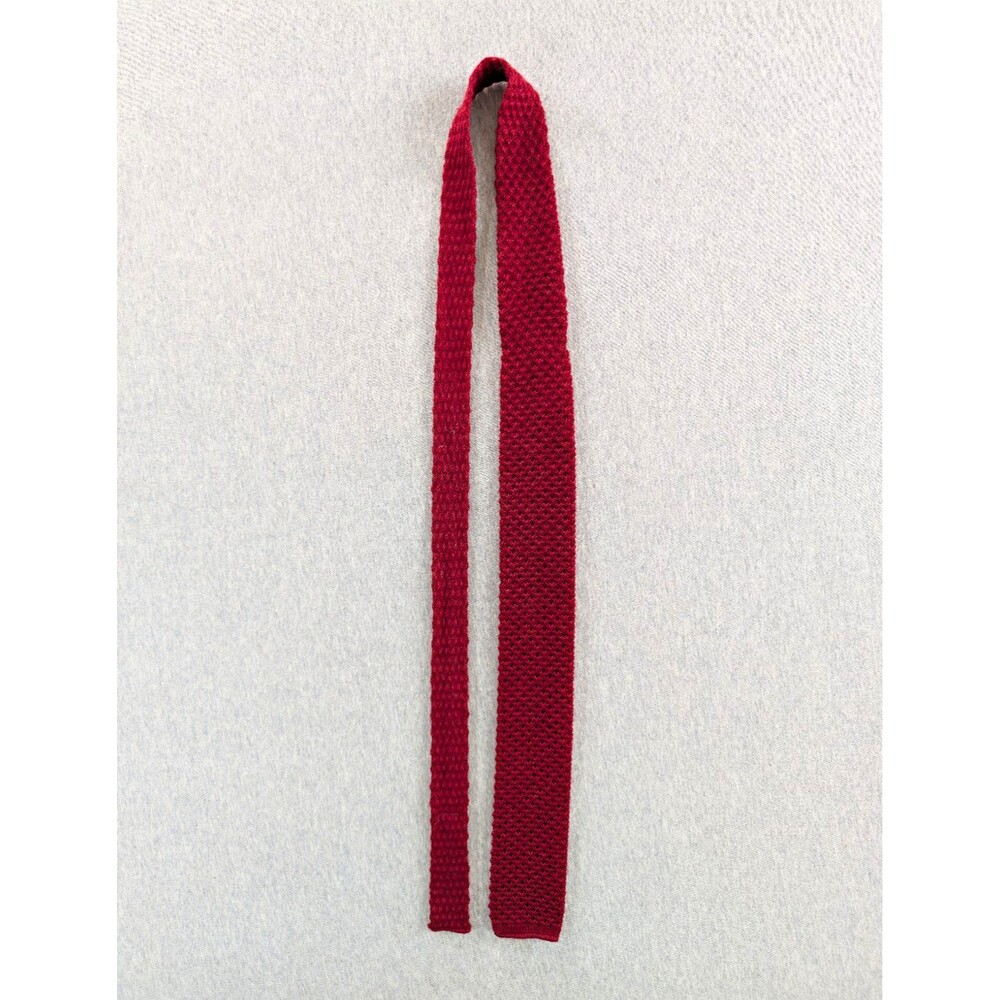Wolffs Men's Red Solid Wool Knit Skinny Tie Made in USA Square Tip 53"x 2.5"